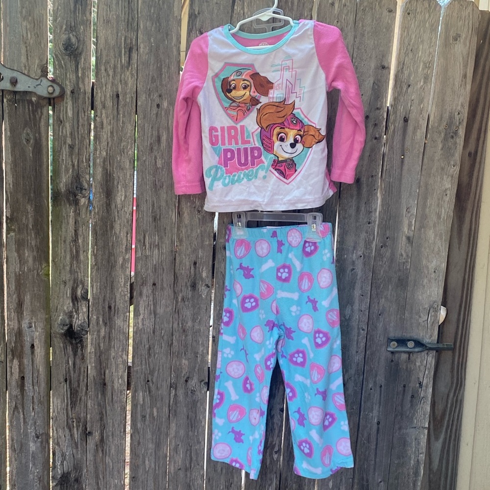 Paw patrol fleece pajamas size 4t
